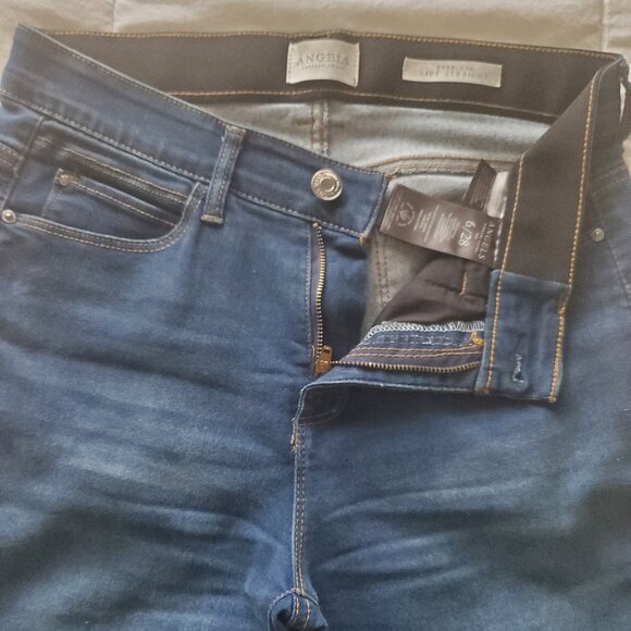 Bundle of 3 pairs of Jeans - Picture 4 of 7